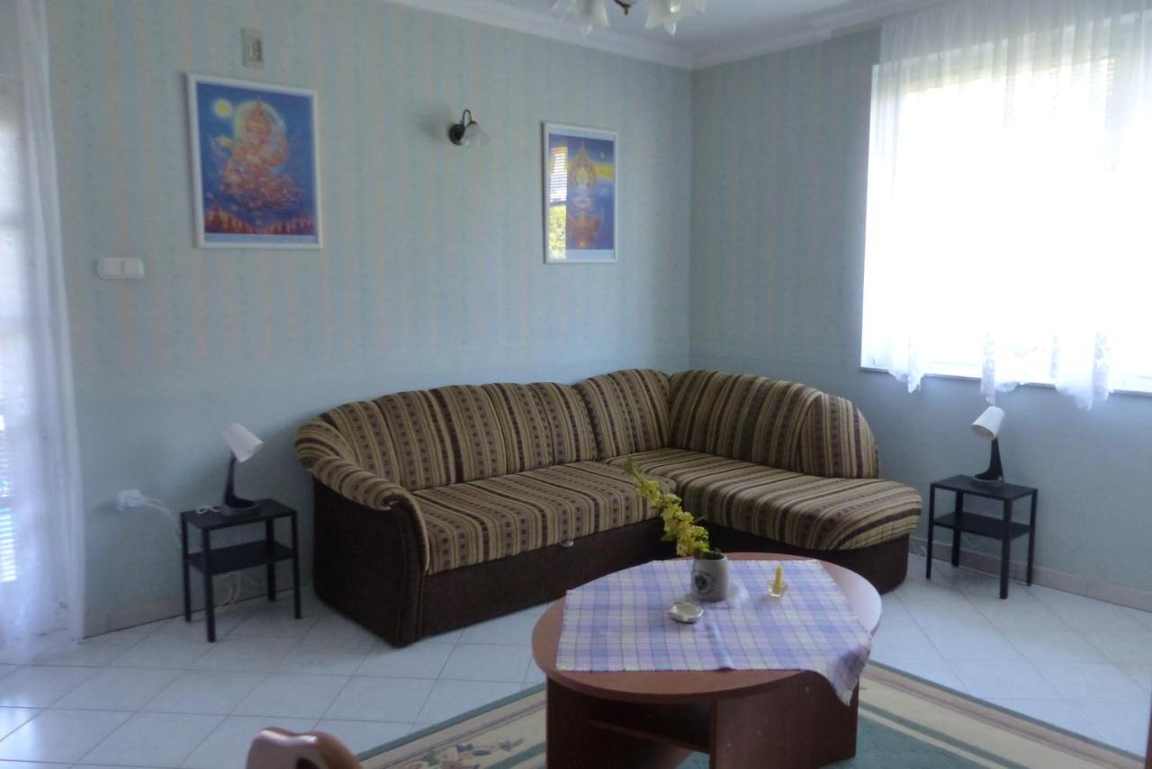 Orwa Apartmanok - Fenyofa Koez Zalakaros Exterior photo